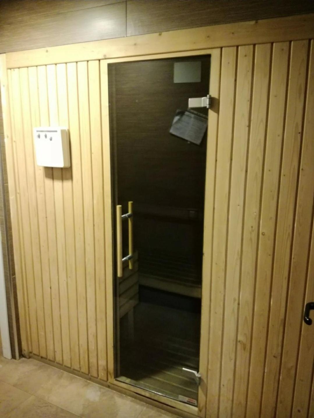 Habitacion Con Piscina Y Sauna Sant Cugat del Vallès Esterno foto